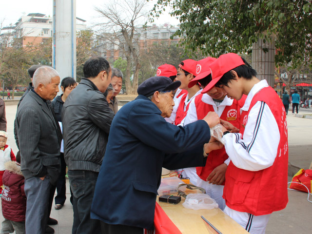 �����׷澫��־Ը�������